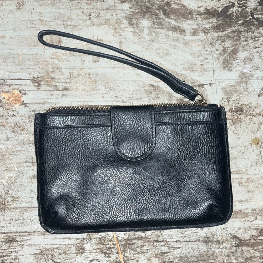 Universal Thread Black Textured Clutch